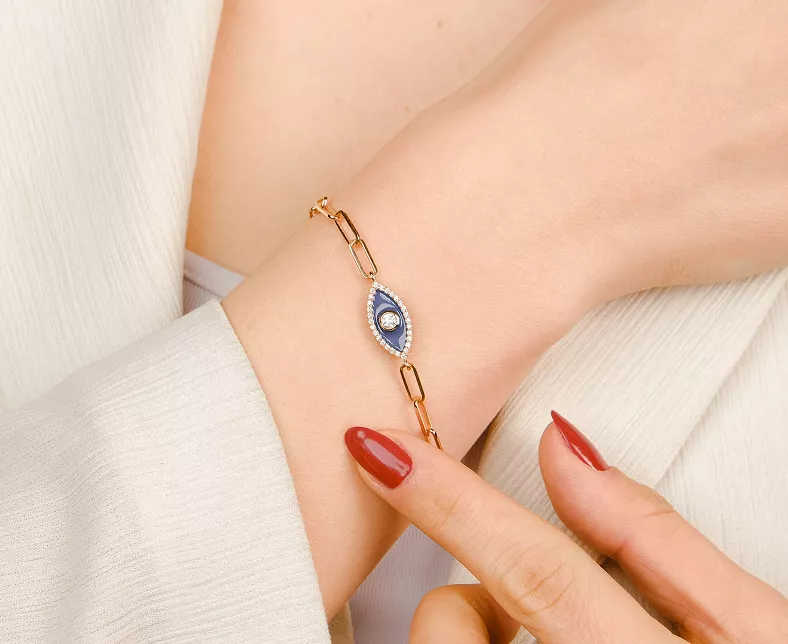 Rose gold link bracelet